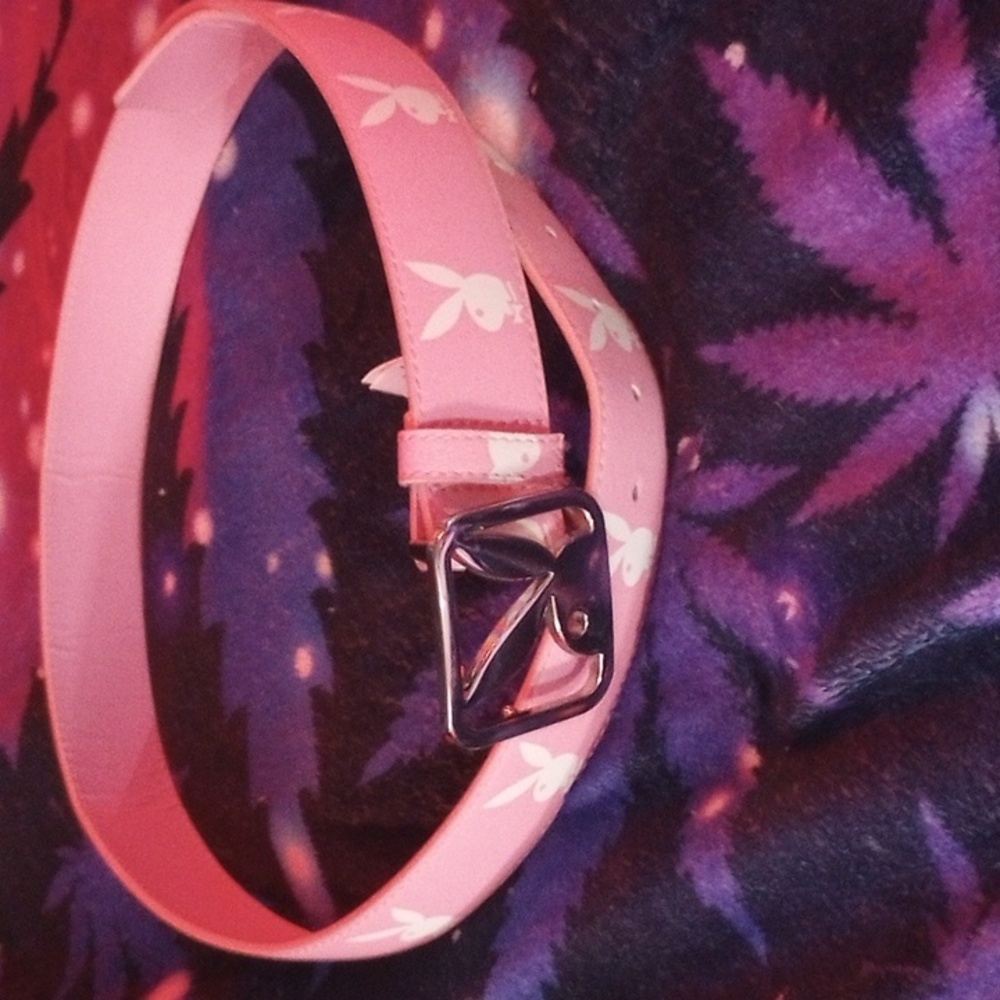 Spencer Gifts Playboy Bunny Belt